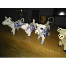 Verzameling delft blauw koeien porselein antiek