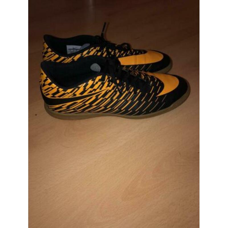 Nike mercurial sport/zaal schoen maat : 43/44