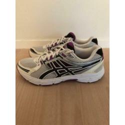 Asics hardloopschoenen mt. 39.5