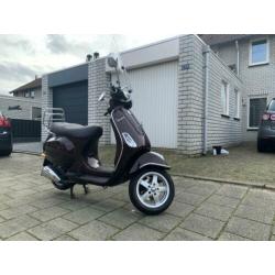 Goed onderhouden Vespa LX Touring bj 2011