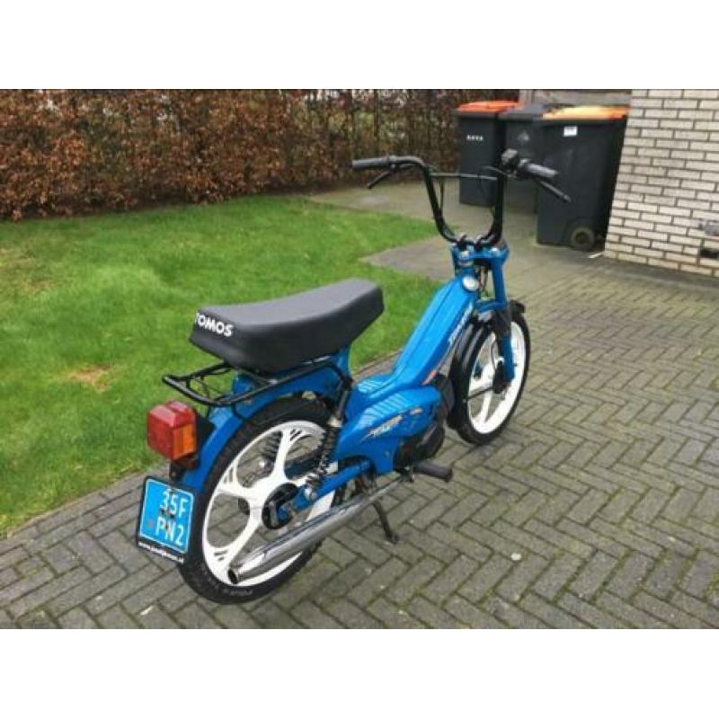 Super nette Tomos A35