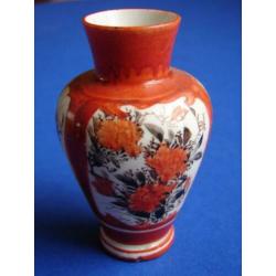 19.Meiji Japanese Kutani Vase