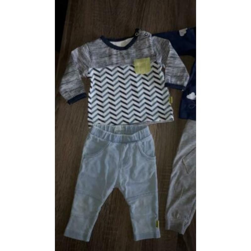 Babykleding maat 56 noppies Bess