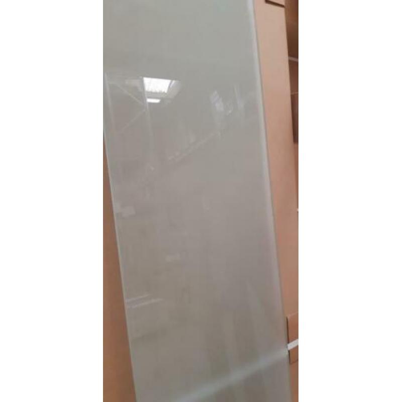 Mat glas 30 x 200 cm veiligheidsglas 8mm dik nu maar €20