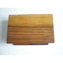 Houten doosje 12,5x9,5 cm hoogte 4 cm