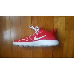 Nike gymschoenen maat 37,5