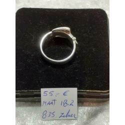 Antieken zilveren ring vorm van riem 835 zilver