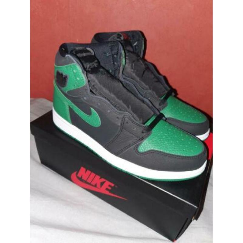 Nike air Jordan 1 retro high OG green maat 43