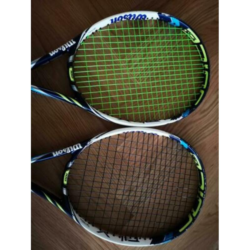 Wilson Juice 100 tennis racket