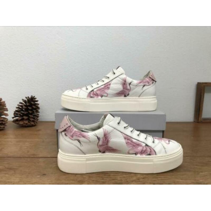 Roze kraanvogels sneakers