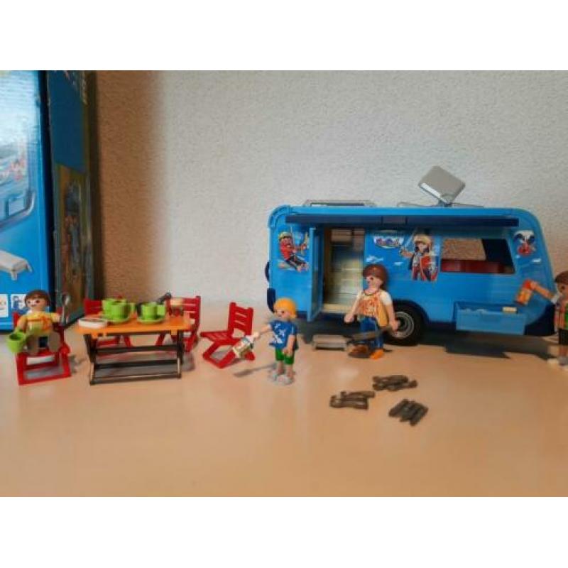 Playmobil 9502 caravan met jeep auto met doos