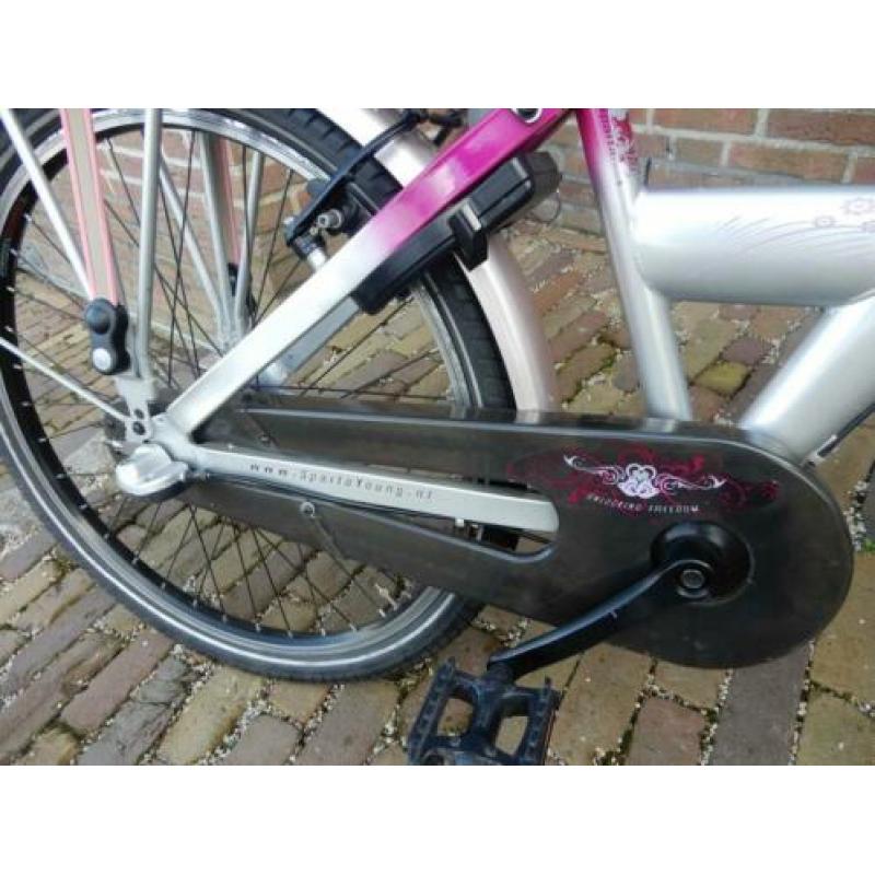 Hele nette 24 inch Sparta Famous met 3 versnellingen