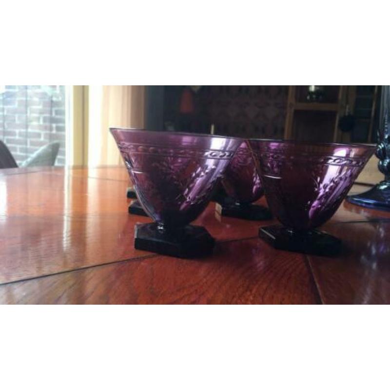 6 hele mooie art deco paars/aubergine antieke glazen/coupes