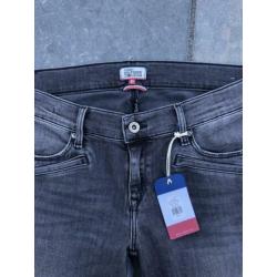 Tommy hilfiger jeans nora mid rise skinny maat 32/34