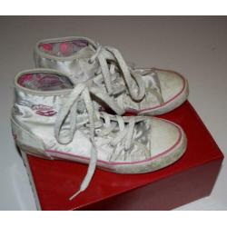 *~* Guess *~* Schoenen / Sneakers *~* Maat 33 *~*