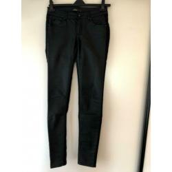 Supertrash broek zwart voorkant gecoat maat 27