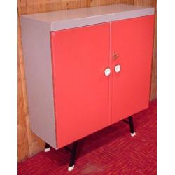 Hippe Retro vintage kast design dressoir wandkast commode