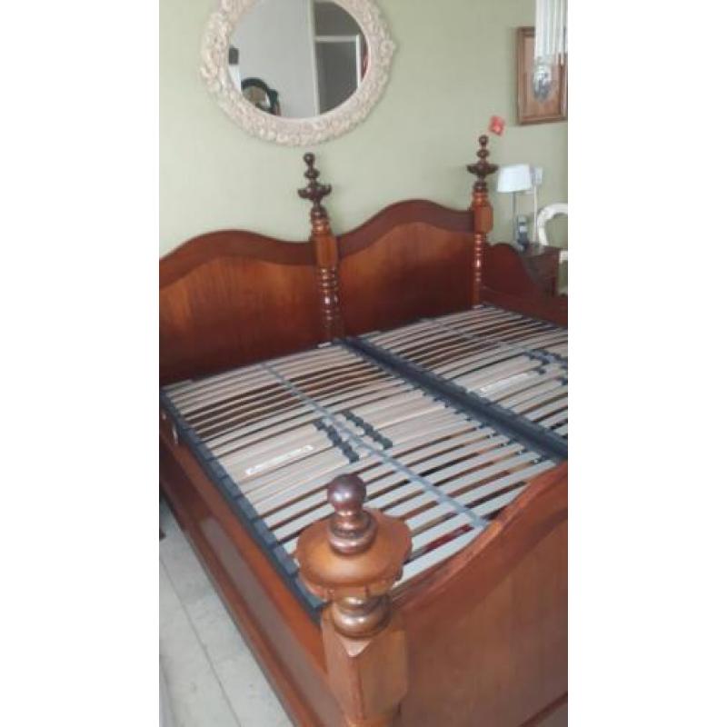 Antiek 2 pers bed