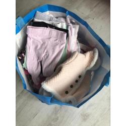 Babykleertjes mt50 voor meisjes! Tas vol