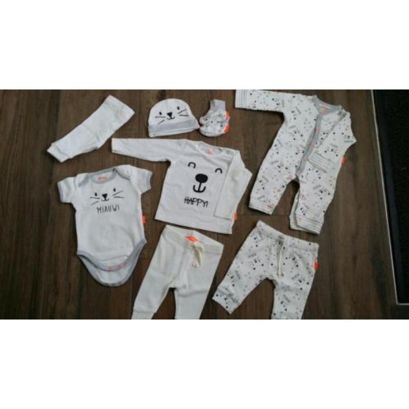 Babykleding maat 50/56