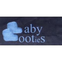 Aubergine Baby Booties 0-3 m., handgebreide babyslofjes